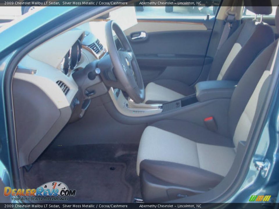 2009 Chevrolet Malibu LT Sedan Silver Moss Metallic / Cocoa/Cashmere Photo #4