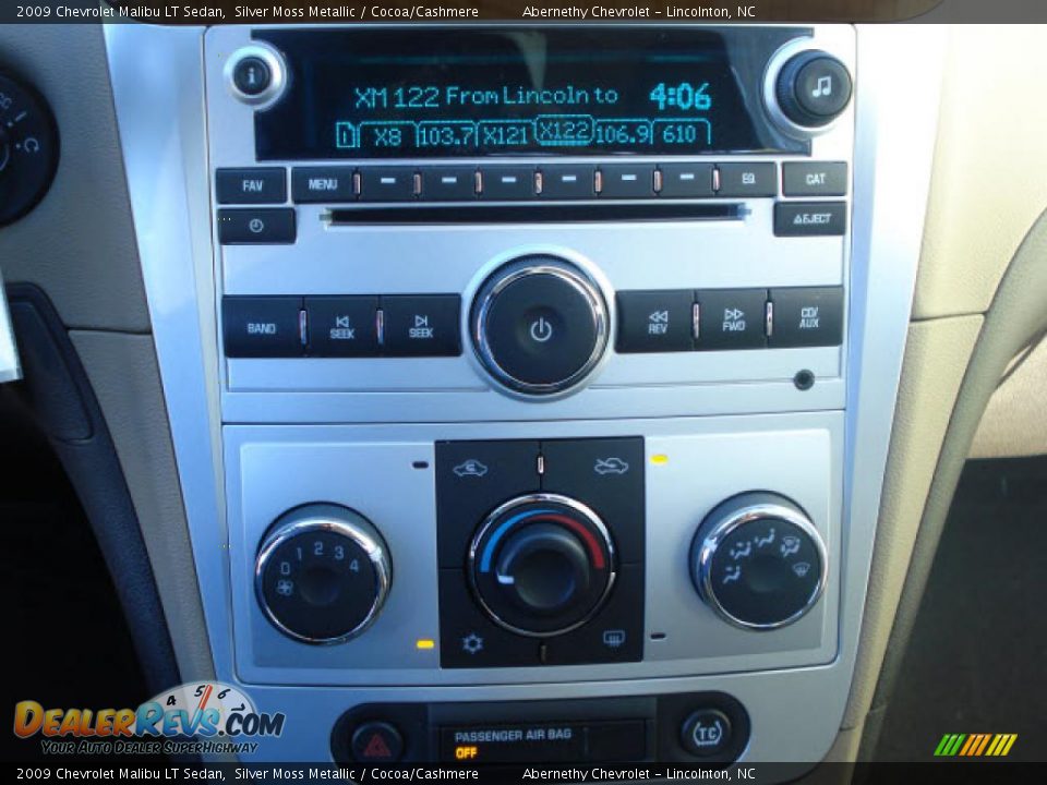 2009 Chevrolet Malibu LT Sedan Silver Moss Metallic / Cocoa/Cashmere Photo #7