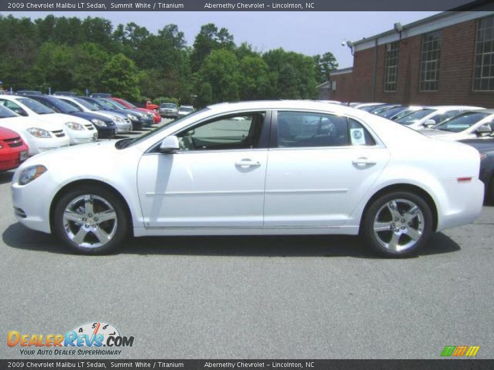 2009 Chevrolet Malibu LT Sedan Summit White / Titanium Photo #3