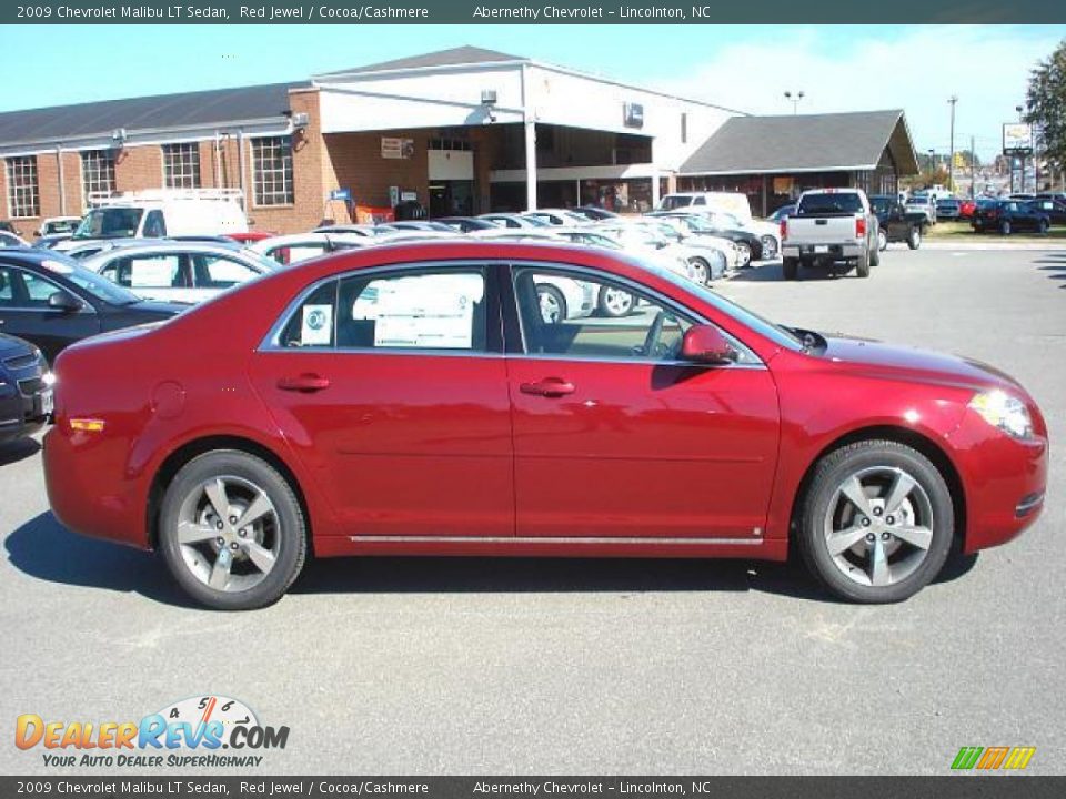 2009 Chevrolet Malibu LT Sedan Red Jewel / Cocoa/Cashmere Photo #3