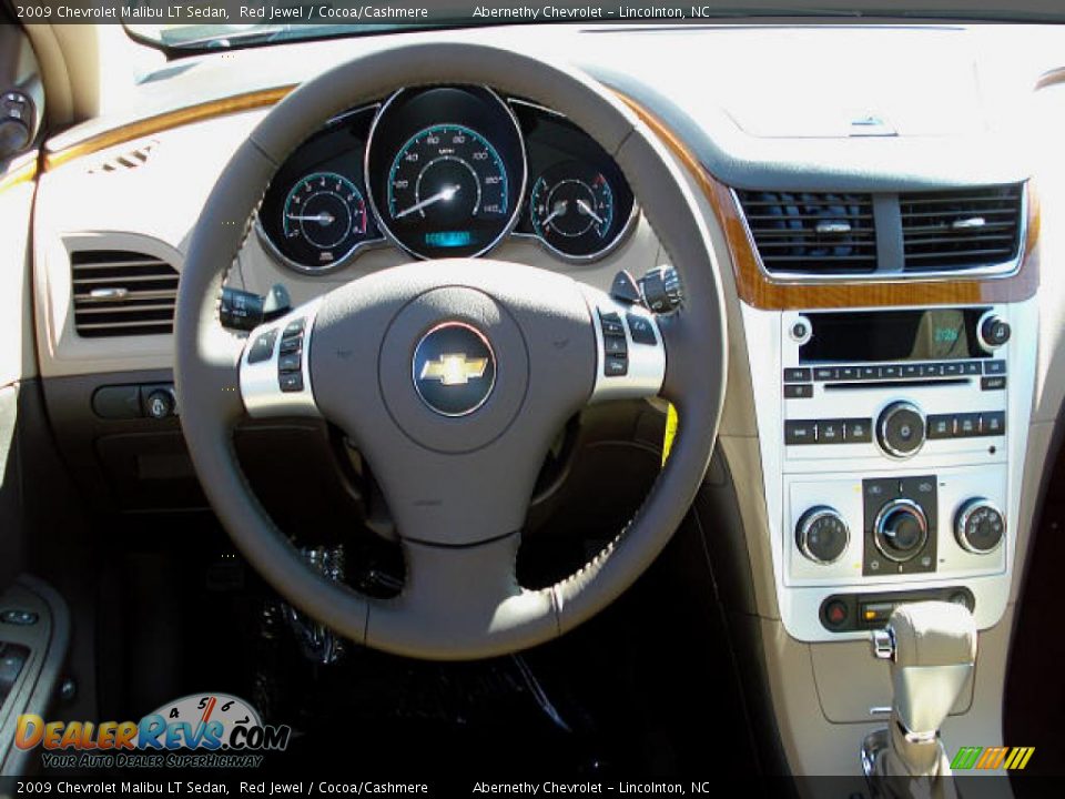 2009 Chevrolet Malibu LT Sedan Red Jewel / Cocoa/Cashmere Photo #6