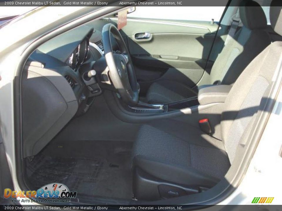 2009 Chevrolet Malibu LT Sedan Gold Mist Metallic / Ebony Photo #4