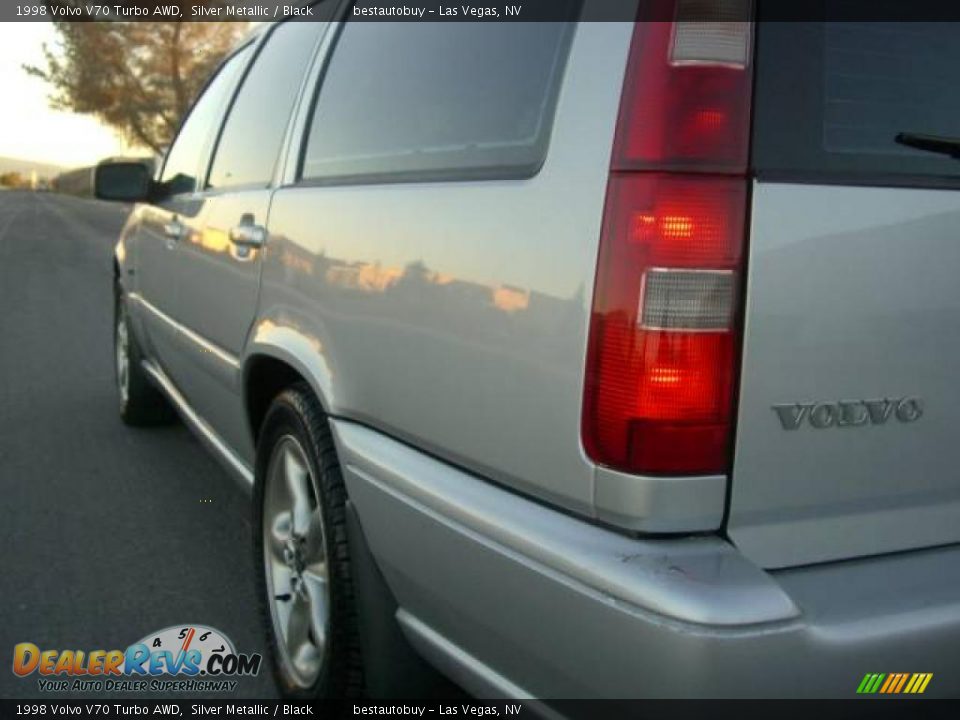 1998 Volvo V70 Turbo AWD Silver Metallic / Black Photo #16