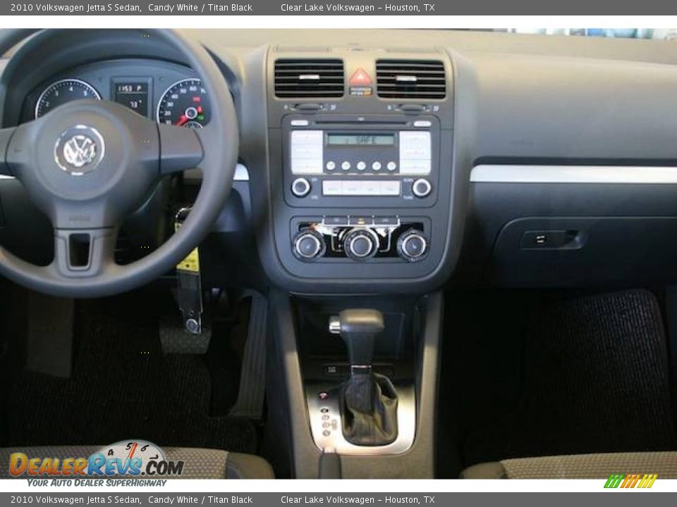 2010 Volkswagen Jetta S Sedan Candy White / Titan Black Photo #5