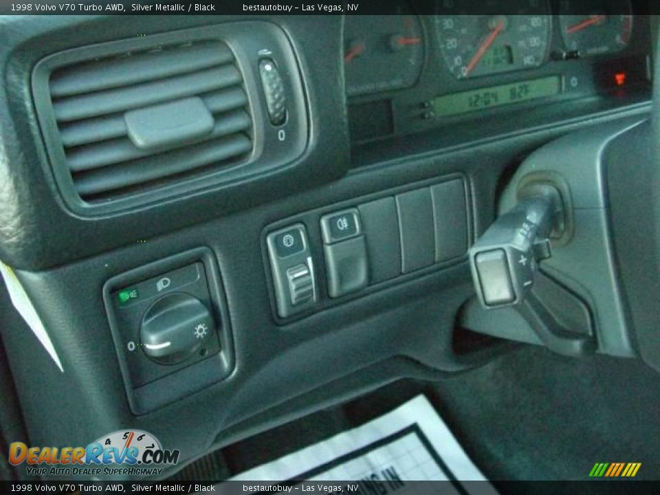 1998 Volvo V70 Turbo AWD Silver Metallic / Black Photo #30