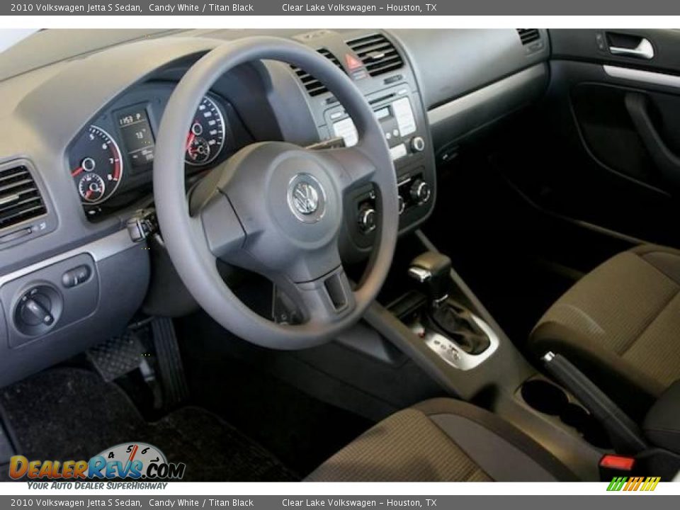 2010 Volkswagen Jetta S Sedan Candy White / Titan Black Photo #11