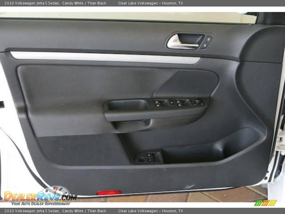 2010 Volkswagen Jetta S Sedan Candy White / Titan Black Photo #15
