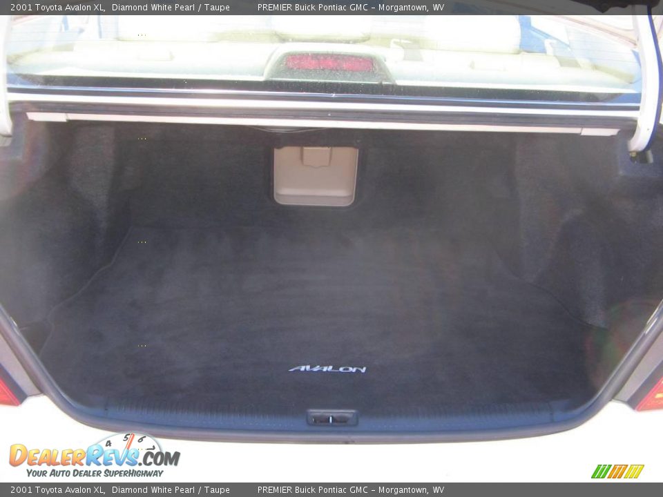 2001 Toyota Avalon XL Diamond White Pearl / Taupe Photo #9