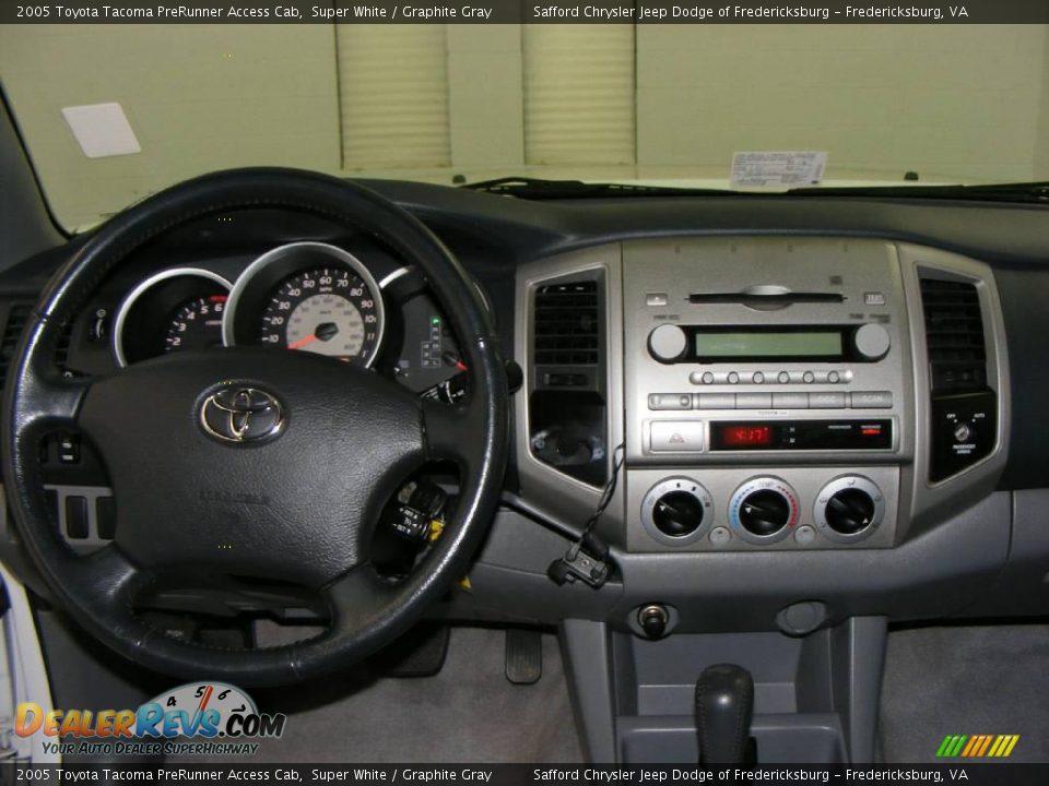 2005 Toyota Tacoma PreRunner Access Cab Super White / Graphite Gray Photo #13