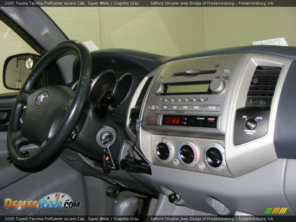 2005 Toyota Tacoma PreRunner Access Cab Super White / Graphite Gray Photo #15