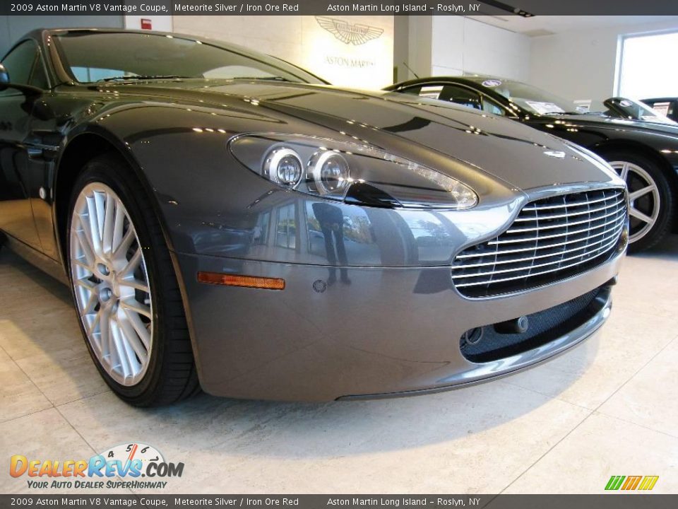 2009 Aston Martin V8 Vantage Coupe Meteorite Silver / Iron Ore Red Photo #7