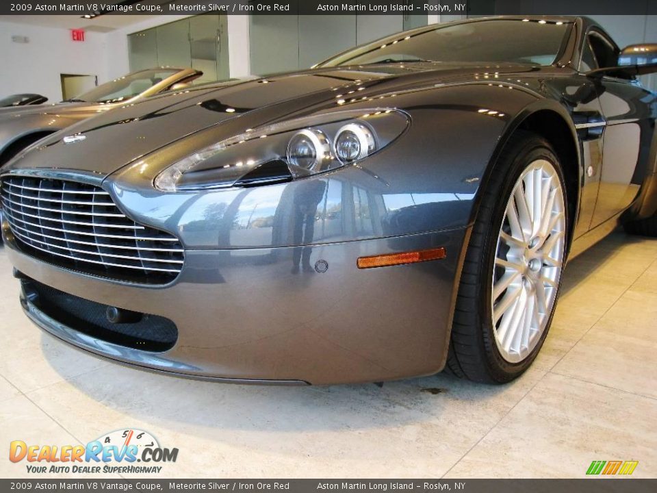 2009 Aston Martin V8 Vantage Coupe Meteorite Silver / Iron Ore Red Photo #9