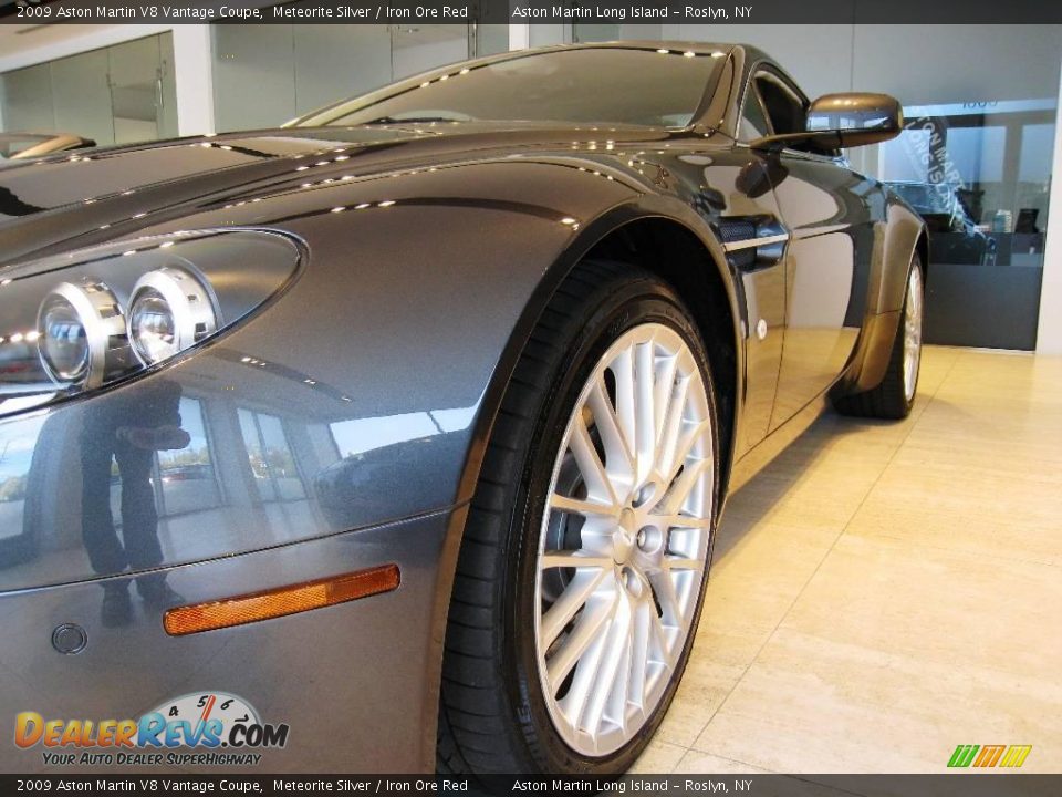2009 Aston Martin V8 Vantage Coupe Meteorite Silver / Iron Ore Red Photo #10