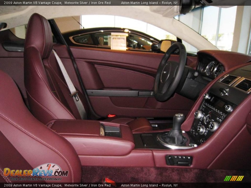 2009 Aston Martin V8 Vantage Coupe Meteorite Silver / Iron Ore Red Photo #18