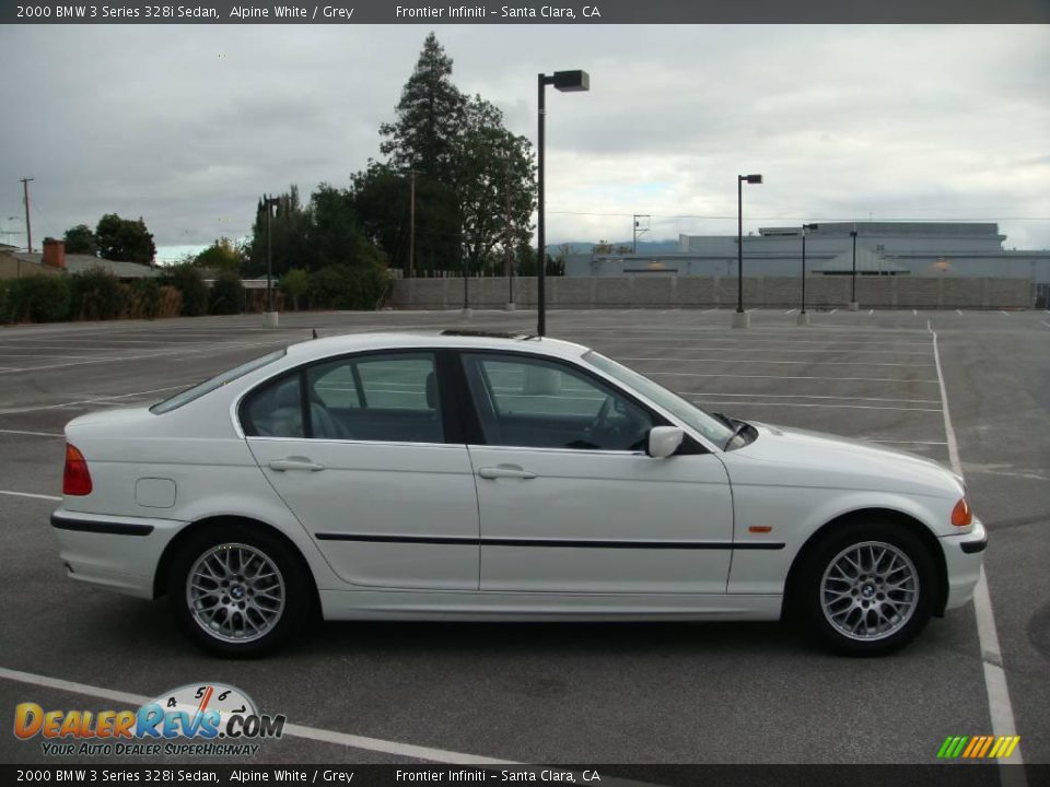 2000 BMW 3 Series 328i Sedan Alpine White / Grey Photo #4