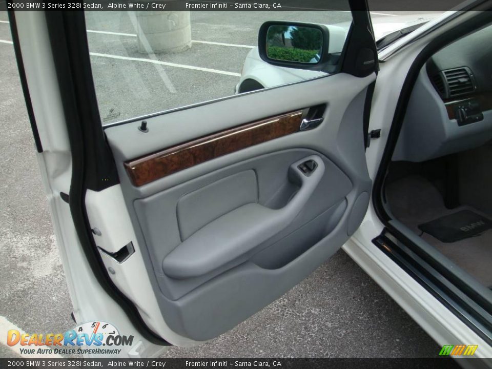 2000 BMW 3 Series 328i Sedan Alpine White / Grey Photo #10