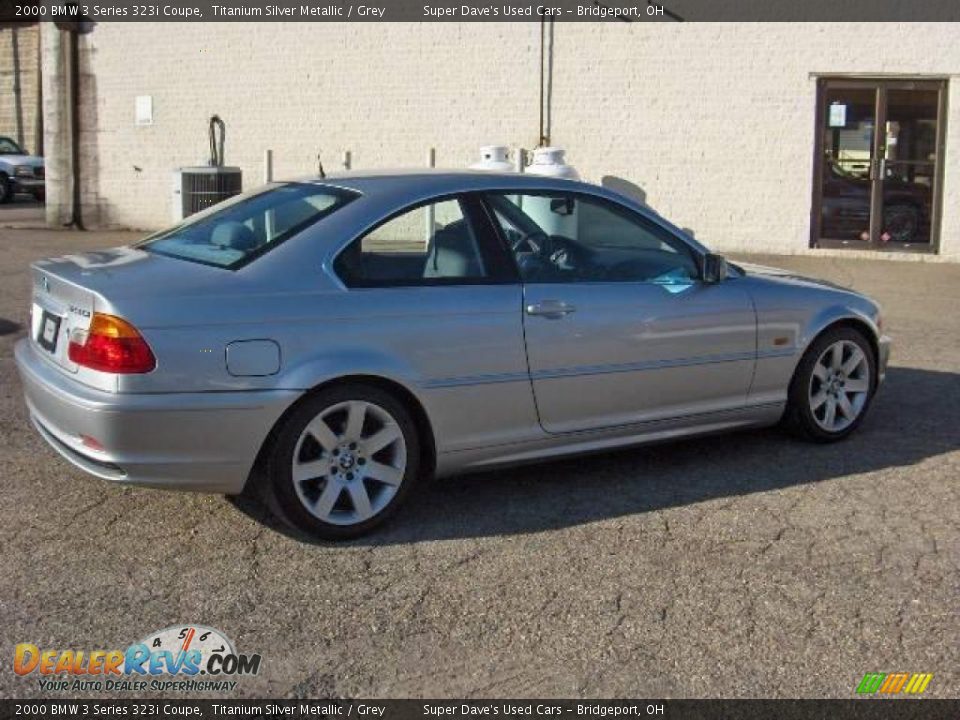 2000 BMW 3 Series 323i Coupe Titanium Silver Metallic / Grey Photo #10