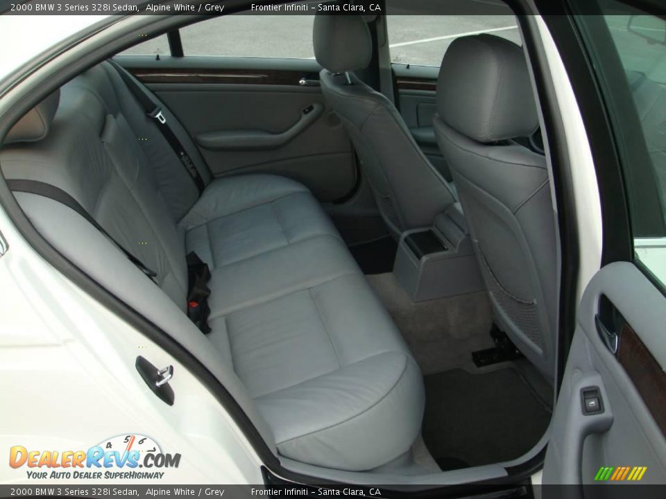 2000 BMW 3 Series 328i Sedan Alpine White / Grey Photo #18