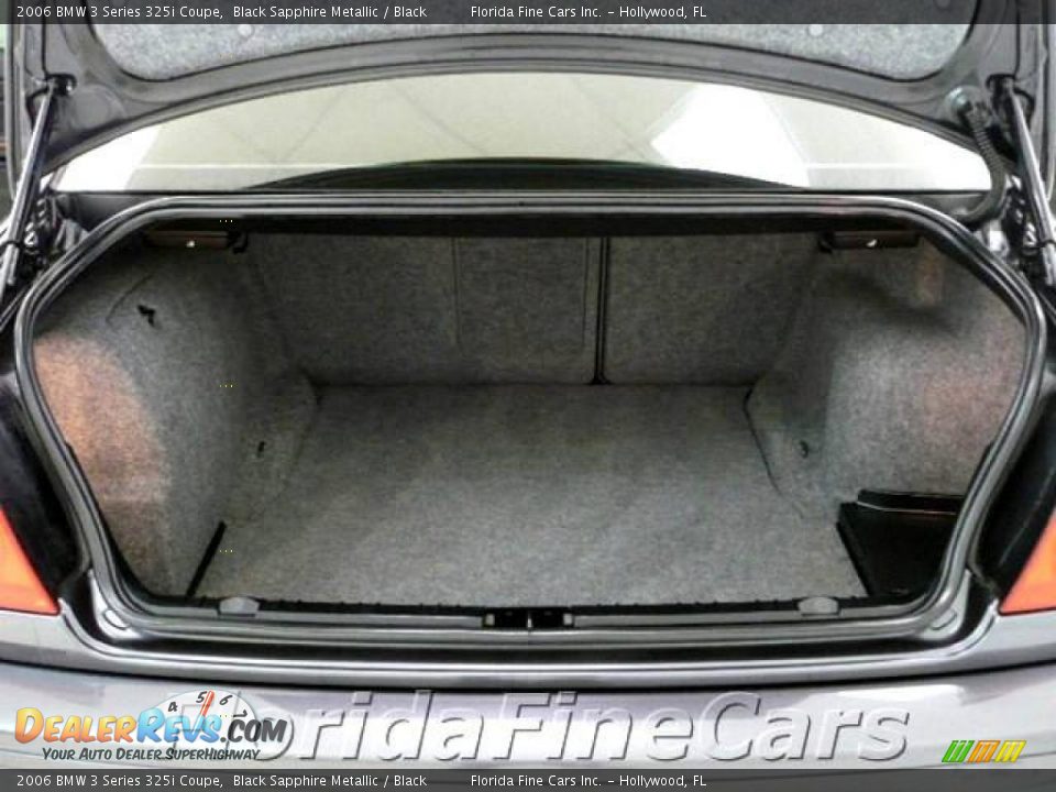 2006 BMW 3 Series 325i Coupe Black Sapphire Metallic / Black Photo #10