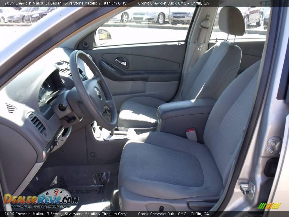 2006 Chevrolet Malibu LT Sedan Silverstone Metallic / Titanium Gray Photo #10
