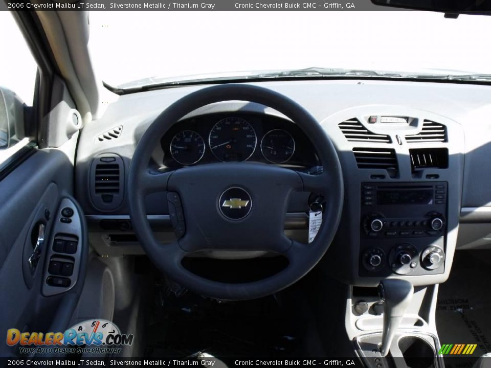2006 Chevrolet Malibu LT Sedan Silverstone Metallic / Titanium Gray Photo #16