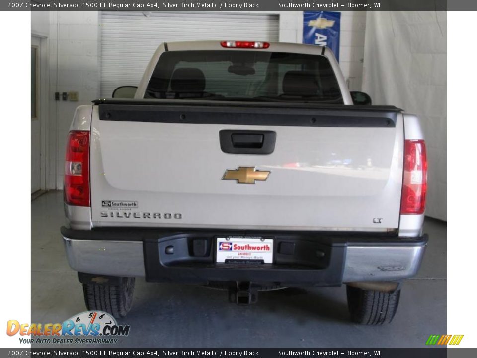 2007 Chevrolet Silverado 1500 LT Regular Cab 4x4 Silver Birch Metallic / Ebony Black Photo #3