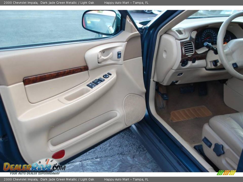 2000 Chevrolet Impala Dark Jade Green Metallic / Light Oak Photo #14
