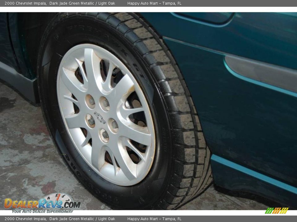 2000 Chevrolet Impala Dark Jade Green Metallic / Light Oak Photo #21