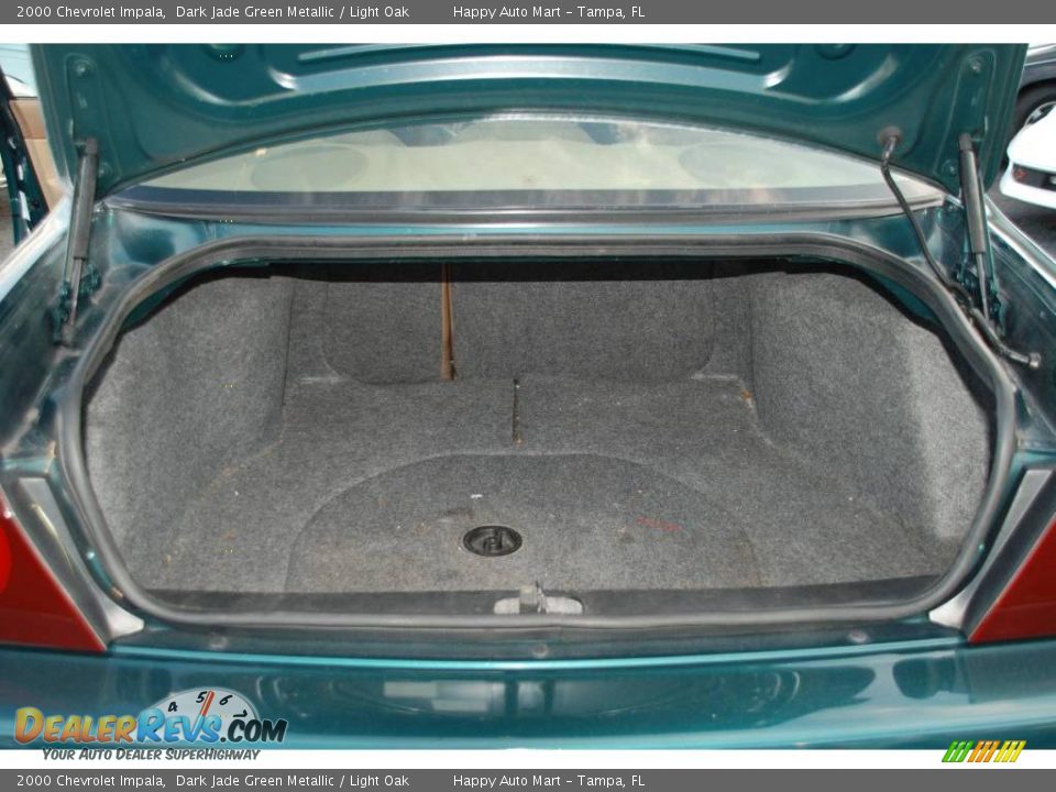 2000 Chevrolet Impala Dark Jade Green Metallic / Light Oak Photo #23