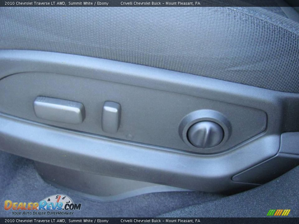 2010 Chevrolet Traverse LT AWD Summit White / Ebony Photo #16