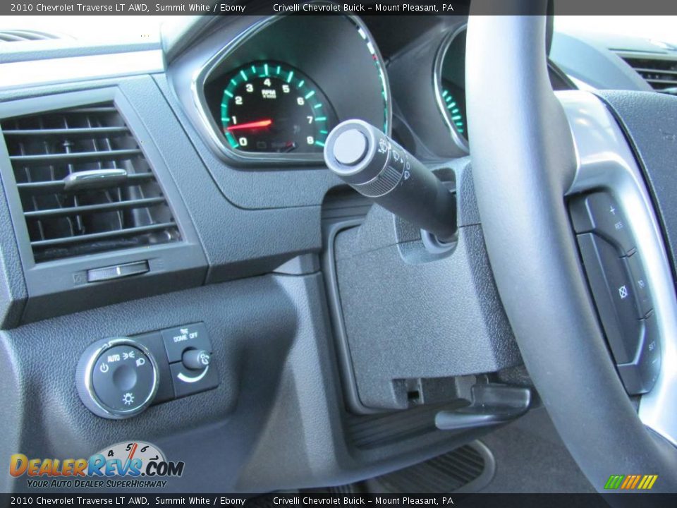 2010 Chevrolet Traverse LT AWD Summit White / Ebony Photo #21
