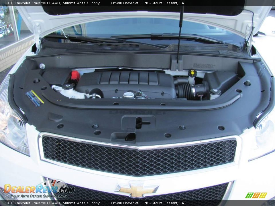 2010 Chevrolet Traverse LT AWD Summit White / Ebony Photo #28