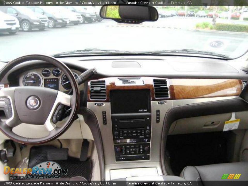 2009 Cadillac Escalade Platinum White Diamond / Cocoa/Very Light Linen Photo #9
