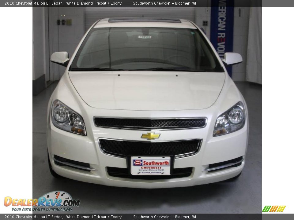 2010 Chevrolet Malibu LT Sedan White Diamond Tricoat / Ebony Photo #2
