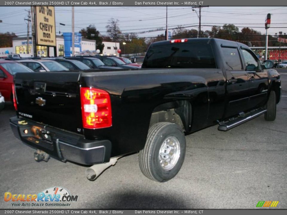 2007 Chevrolet Silverado 2500HD LT Crew Cab 4x4 Black / Ebony Photo #4