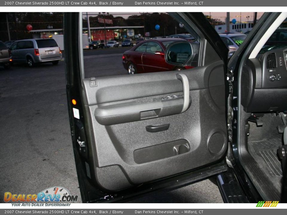 2007 Chevrolet Silverado 2500HD LT Crew Cab 4x4 Black / Ebony Photo #10
