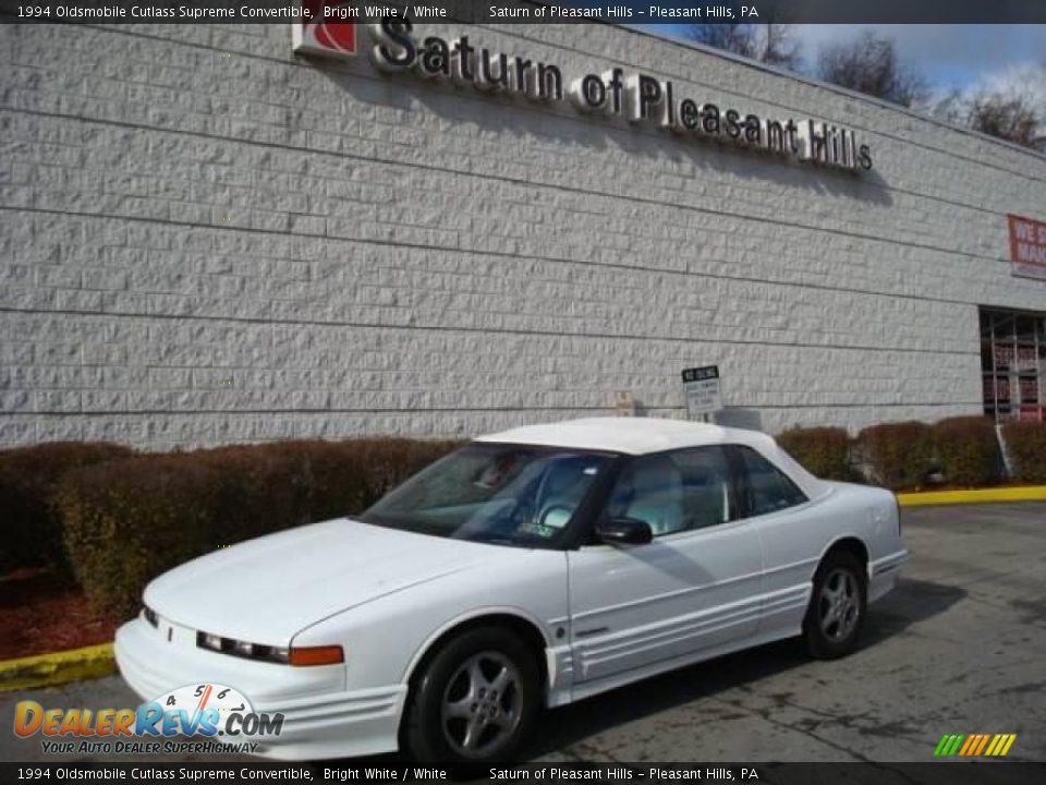 1994 Oldsmobile Cutlass Supreme Convertible Bright White / White Photo #1