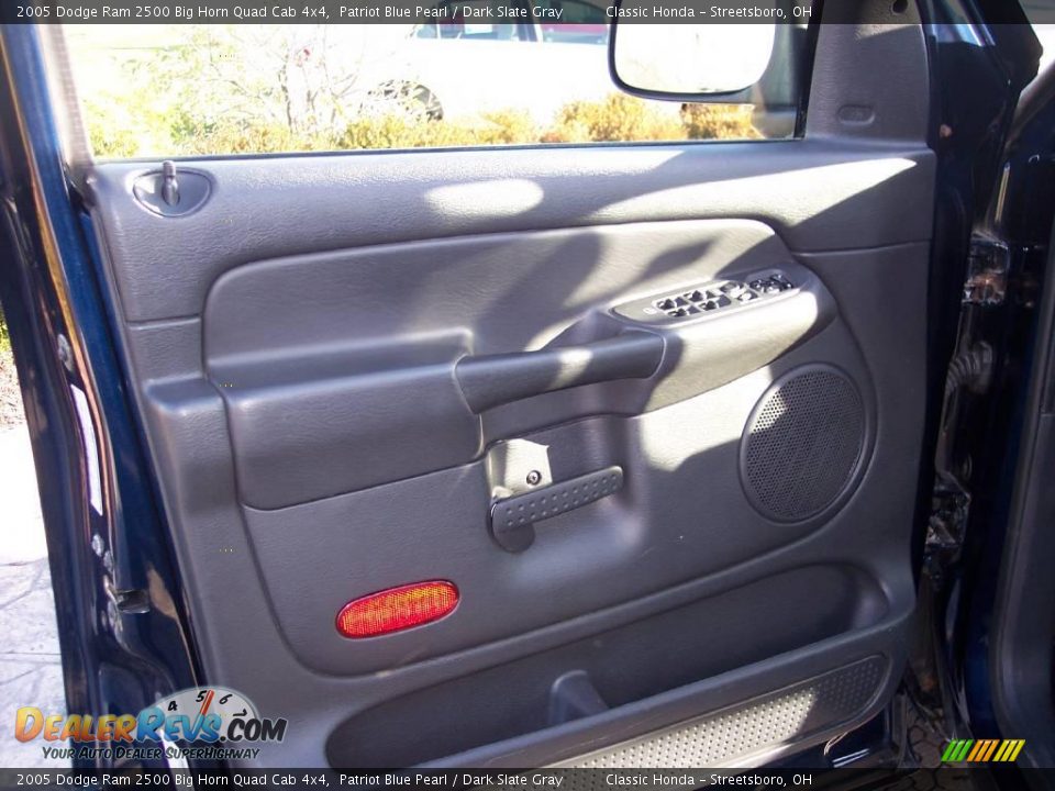 2005 Dodge Ram 2500 Big Horn Quad Cab 4x4 Patriot Blue Pearl / Dark Slate Gray Photo #12