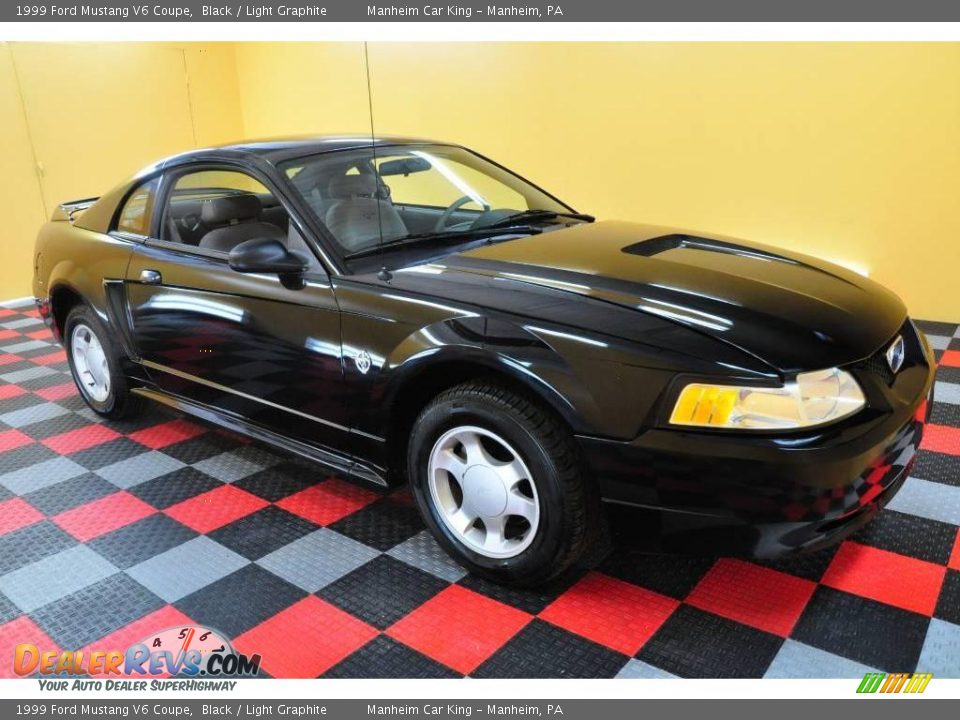 1999 Ford Mustang V6 Coupe Black / Light Graphite Photo #1