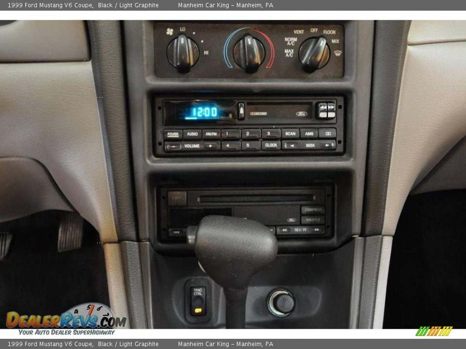 1999 Ford Mustang V6 Coupe Black / Light Graphite Photo #8