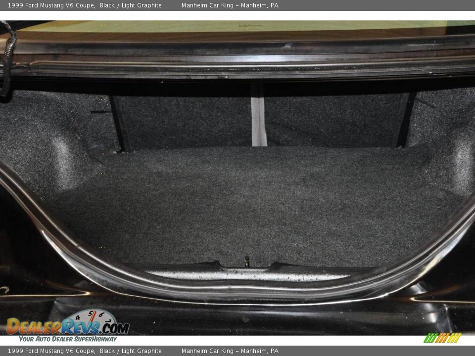 1999 Ford Mustang V6 Coupe Black / Light Graphite Photo #14