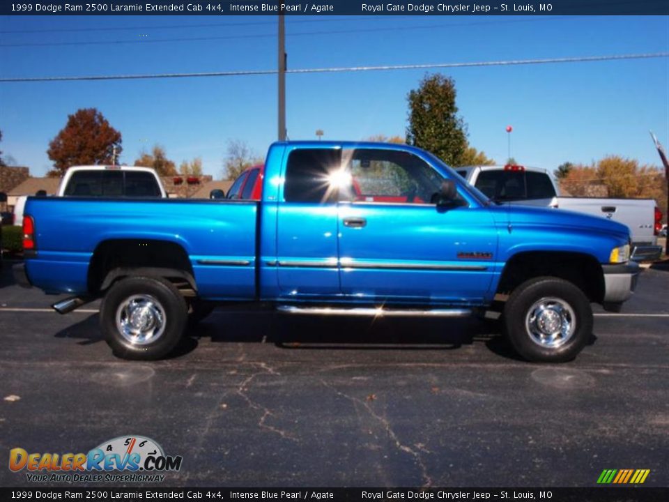 1999 Dodge Ram 2500 Laramie Extended Cab 4x4 Intense Blue Pearl / Agate Photo #1