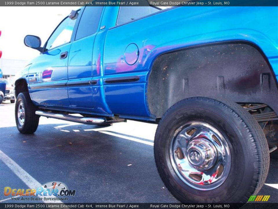 1999 Dodge Ram 2500 Laramie Extended Cab 4x4 Intense Blue Pearl / Agate Photo #4