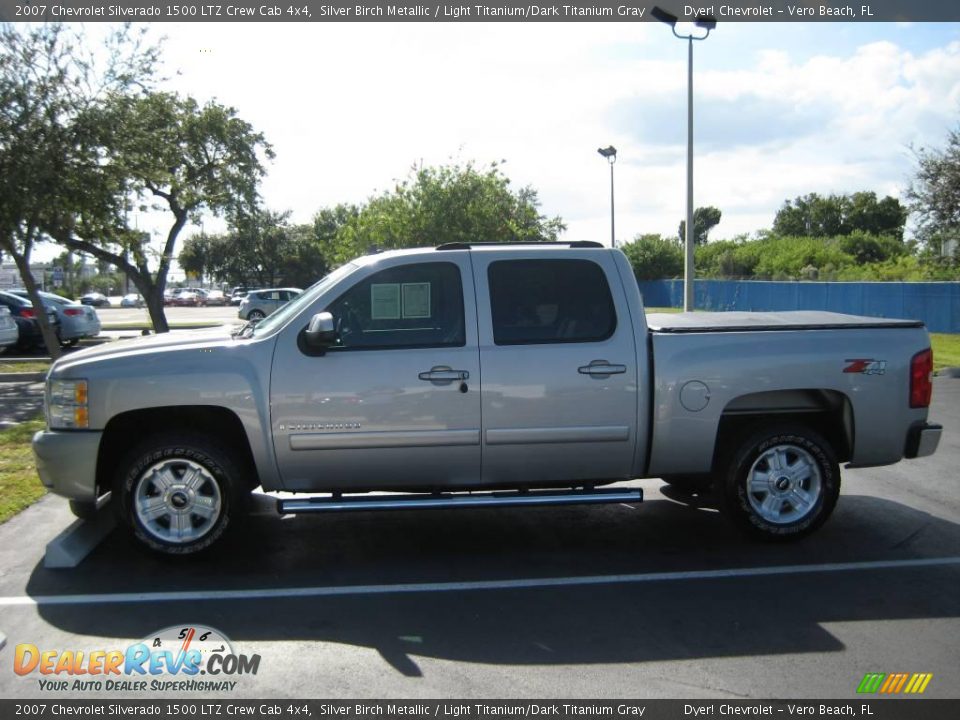 2007 Chevrolet Silverado 1500 LTZ Crew Cab 4x4 Silver Birch Metallic / Light Titanium/Dark Titanium Gray Photo #3