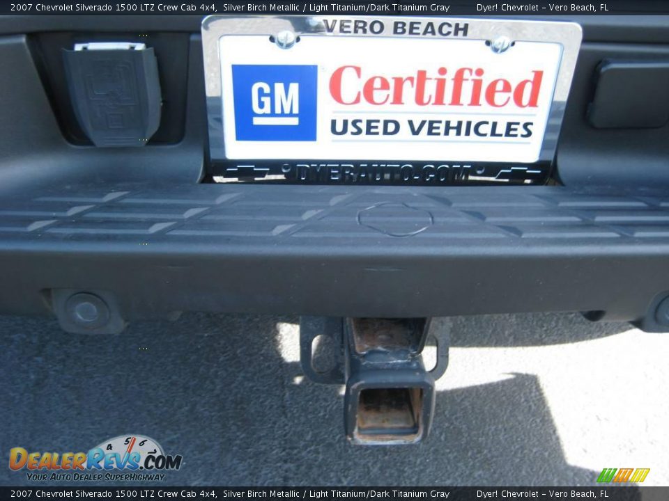 2007 Chevrolet Silverado 1500 LTZ Crew Cab 4x4 Silver Birch Metallic / Light Titanium/Dark Titanium Gray Photo #8