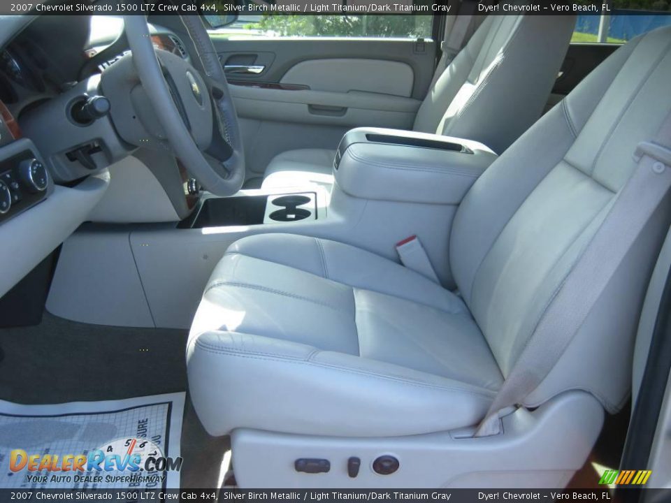 2007 Chevrolet Silverado 1500 LTZ Crew Cab 4x4 Silver Birch Metallic / Light Titanium/Dark Titanium Gray Photo #14