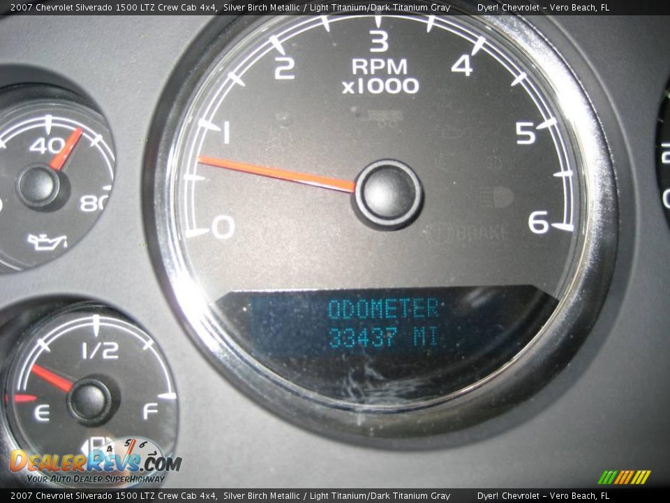 2007 Chevrolet Silverado 1500 LTZ Crew Cab 4x4 Silver Birch Metallic / Light Titanium/Dark Titanium Gray Photo #16