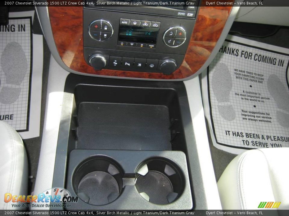 2007 Chevrolet Silverado 1500 LTZ Crew Cab 4x4 Silver Birch Metallic / Light Titanium/Dark Titanium Gray Photo #20