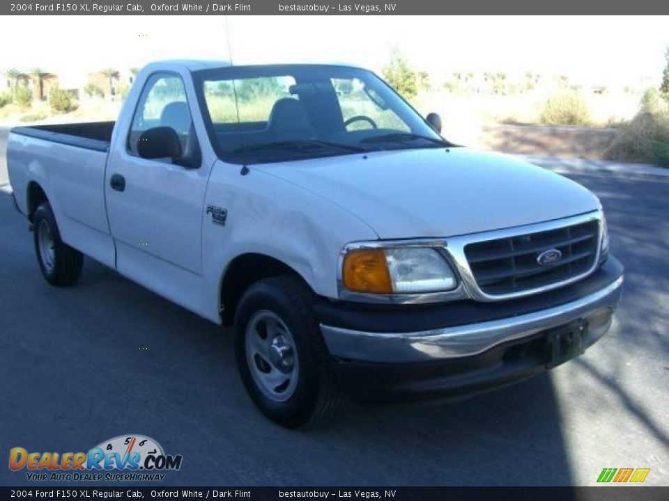 2004 Ford F150 XL Regular Cab Oxford White / Dark Flint Photo #5