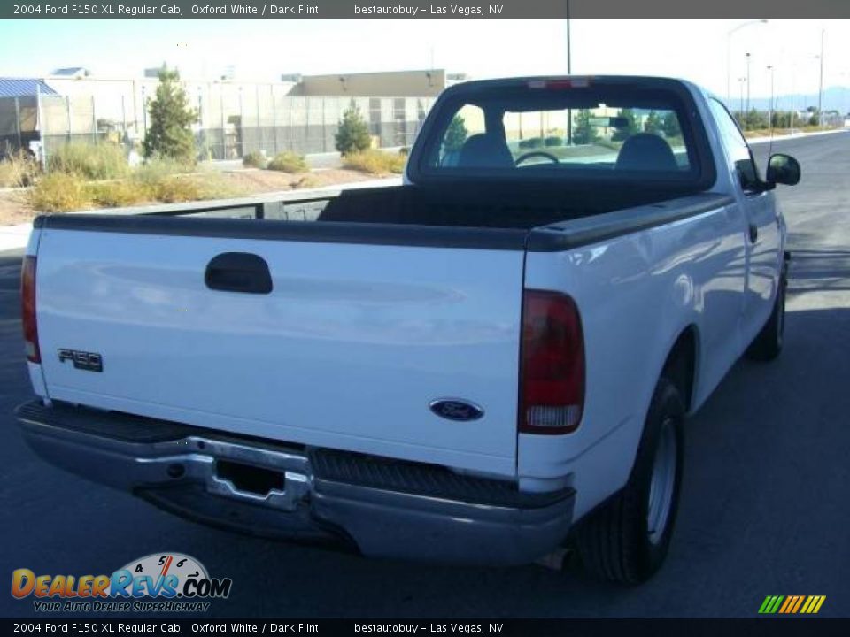 2004 Ford F150 XL Regular Cab Oxford White / Dark Flint Photo #8